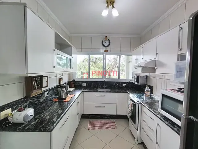 Sobrado 4 quartos e 4 banheiros, à venda, no bairro Jardim Paraíso em Santo André