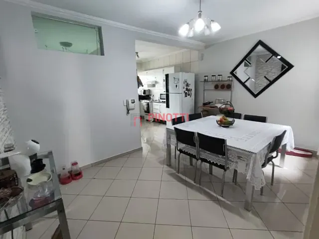 Sobrado 4 quartos e 4 banheiros, à venda, no bairro Jardim Paraíso em Santo André