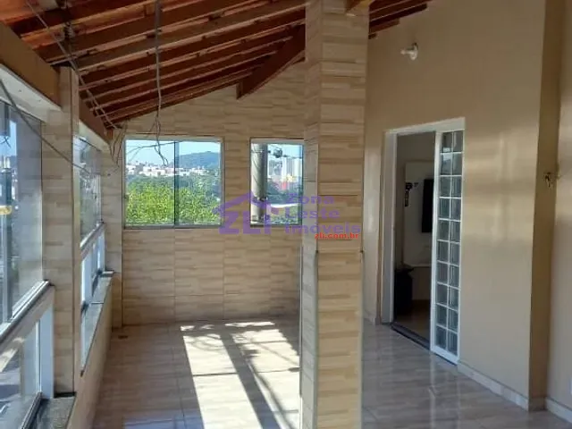 Sobrado com 140m² 5 quartos e 3 banheiros, à venda, no bairro Vila Carmosina em São Paulo