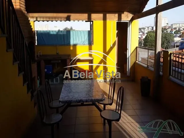 Sobrado com 125m² 3 quartos e 5 banheiros, à venda, no bairro Santo Antônio em Osasco