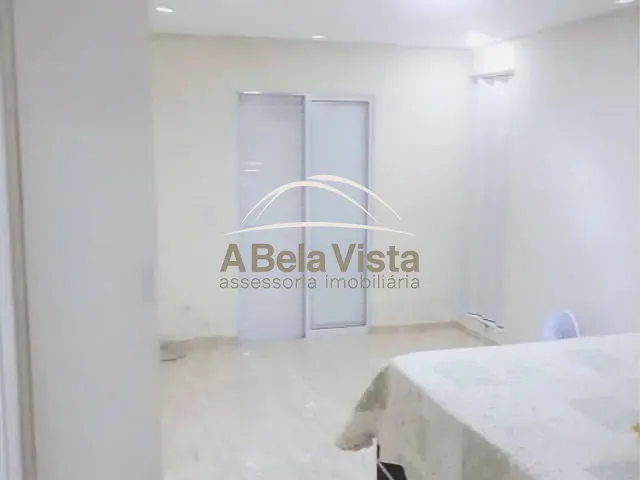 Sobrado com 125m² 2 quartos e 2 banheiros, à venda, no bairro Padroeira em Osasco