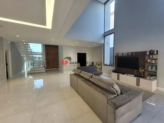 Sobrado 4 quartos e 7 banheiros, à venda, no bairro Jardim São Caetano em São Caetano do Sul