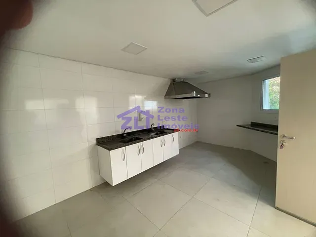 Sobrado com 500m², para alugar, no bairro Vila Formosa em São Paulo