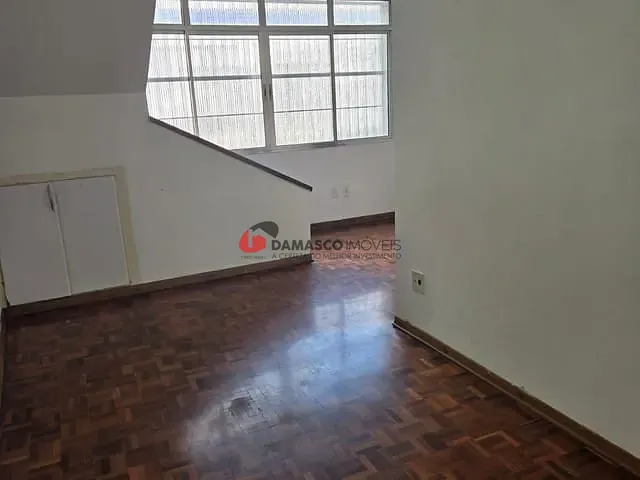 Sobrado 2 quartos e 2 banheiros, à venda, no bairro Cerâmica em São Caetano do Sul