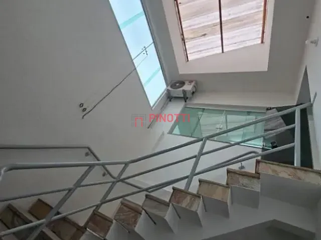 Sobrado 4 quartos e 5 banheiros, à venda ou para alugar, no bairro Jardim do Mar em São Bernardo do Campo
