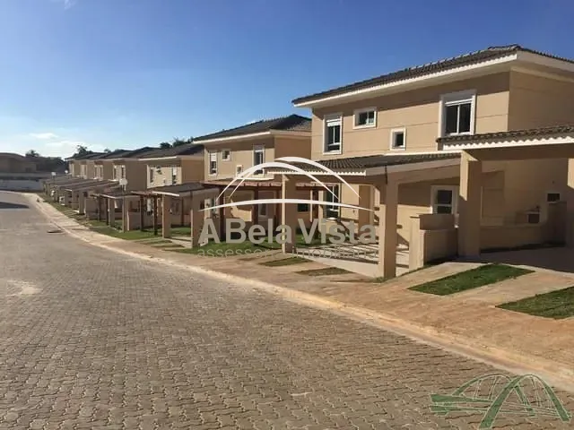 Sobrado com 201m² 3 quartos e 5 banheiros, à venda, no bairro Jardim da Gloria em Cotia