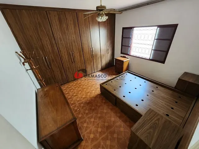 Sobrado 5 quartos e 4 banheiros, à venda, no bairro Campestre em Santo André