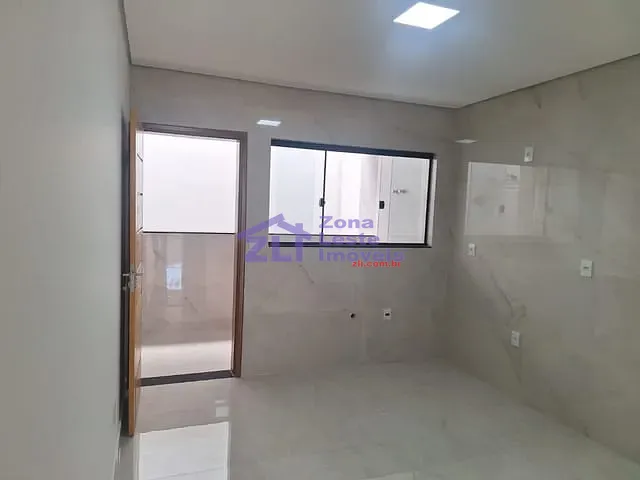 Sobrado 3 quartos e 1 banheiro, à venda, no bairro penha em São Paulo