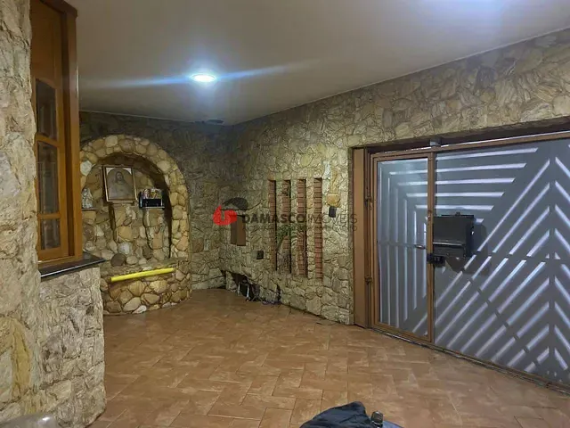 Sobrado 4 quartos e 4 banheiros, à venda, no bairro Sacomã em São Paulo