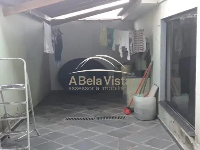 Sobrado com 250m² 4 quartos e 6 banheiros, à venda, no bairro Santo Antônio em Osasco