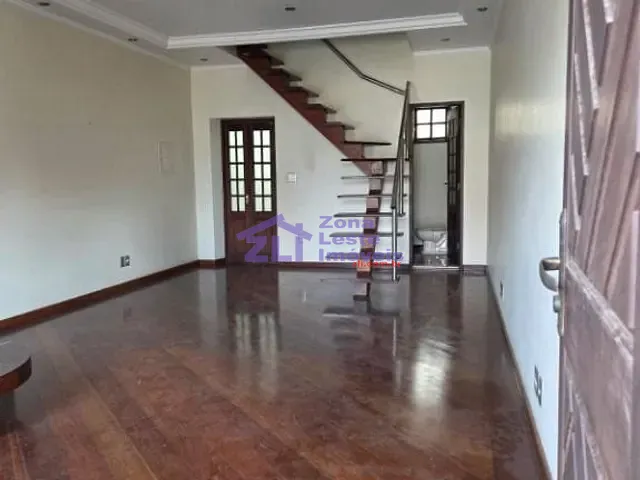 Sobrado com 302m² 3 quartos e 4 banheiros, à venda ou para alugar, no bairro Chácara Seis de Outubro em São Paulo