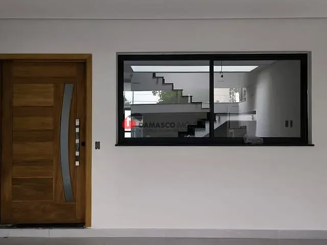 Sobrado 3 quartos e 4 banheiros, à venda, no bairro Cerâmica em São Caetano do Sul