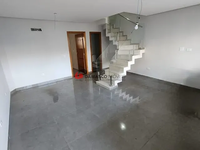 Sobrado 3 quartos e 4 banheiros, à venda, no bairro Vila Eldízia em Santo André