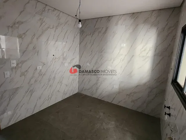Sobrado 3 quartos e 4 banheiros, à venda, no bairro Vila Eldízia em Santo André