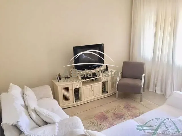 Sobrado com 330m² 3 quartos e 2 banheiros, à venda, no bairro Cipava em Osasco