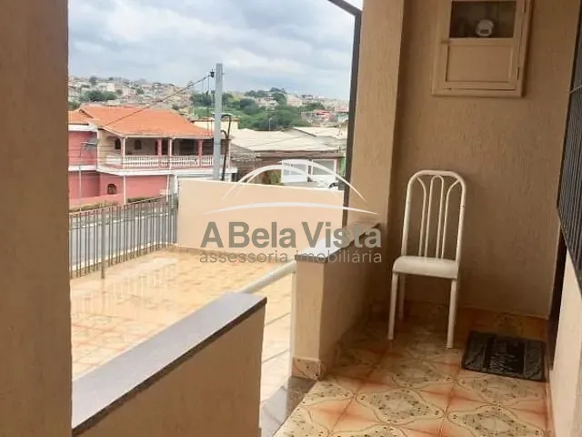 Sobrado com 330m² 3 quartos e 2 banheiros, à venda, no bairro Cipava em Osasco