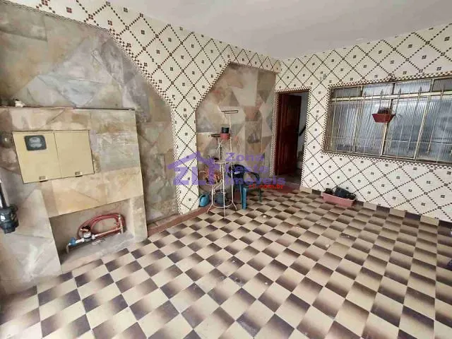 Sobrado 3 quartos e 2 banheiros, à venda, no bairro Vila Regente Feijó em São Paulo