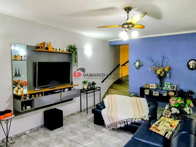Sobrado com 194m² 3 quartos e 2 banheiros, à venda, no bairro Barcelona em São Caetano do Sul