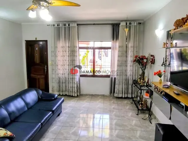 Sobrado com 194m² 3 quartos e 2 banheiros, à venda, no bairro Barcelona em São Caetano do Sul