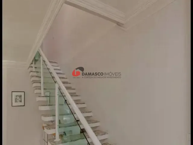 Sobrado 2 quartos e 3 banheiros, à venda, no bairro Jardim Las Vegas em Santo André