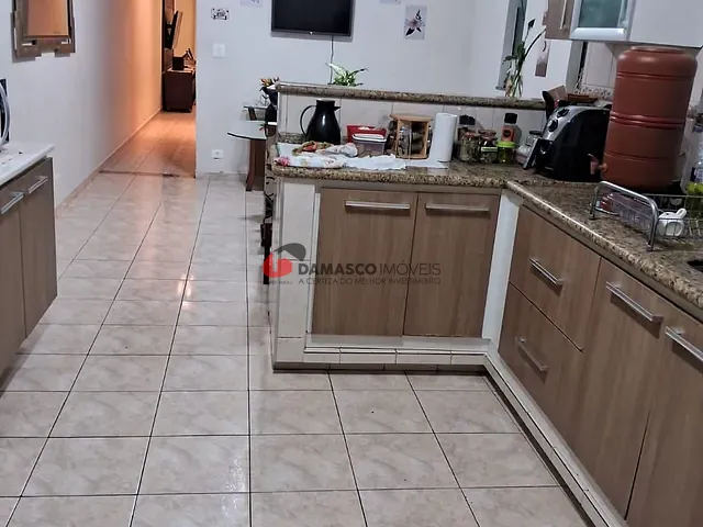 Sobrado 3 quartos e 3 banheiros, à venda, no bairro Parque Gerassi em Santo André