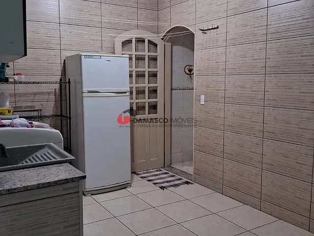 Sobrado 3 quartos e 3 banheiros, à venda, no bairro Parque Gerassi em Santo André