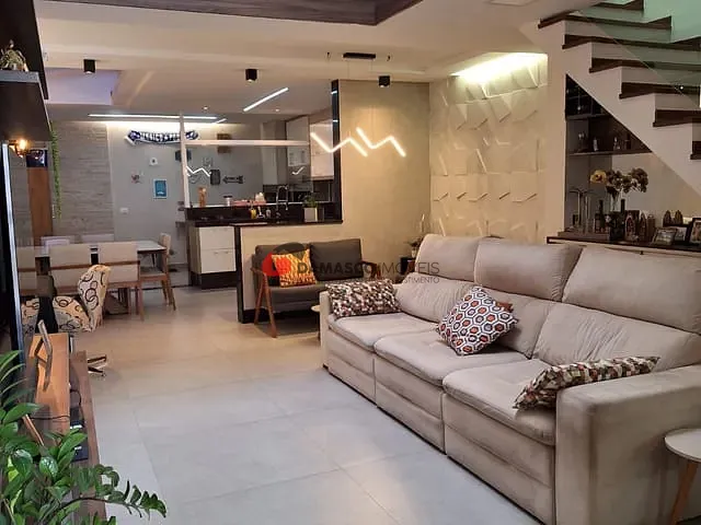 Sobrado 4 quartos e 4 banheiros, à venda, no bairro Vila Alpina em Santo André