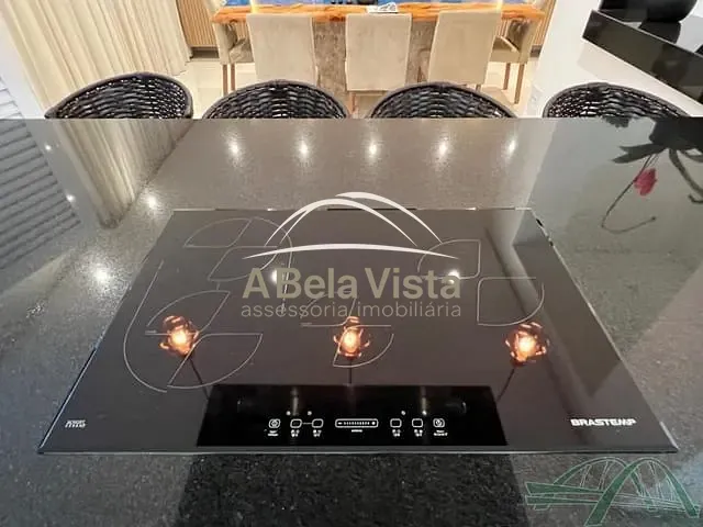 Sobrado com 534m², à venda, no bairro Adalgisa em Osasco