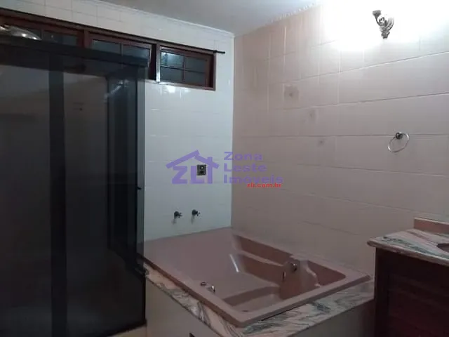 Sobrado com 200m² 3 quartos e 1 banheiro, para alugar, no bairro Chácara Belenzinho em São Paulo