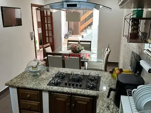 Sobrado 5 quartos e 2 banheiros, à venda, no bairro Centro em São Bernardo do Campo