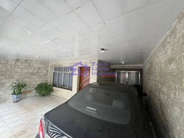 Sobrado 4 quartos e 4 banheiros, à venda, no bairro Vila Santa Isabel em São Paulo
