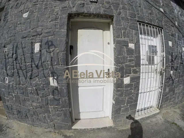 Sobrado 3 quartos e 2 banheiros, para alugar, no bairro Bela Vista em Osasco