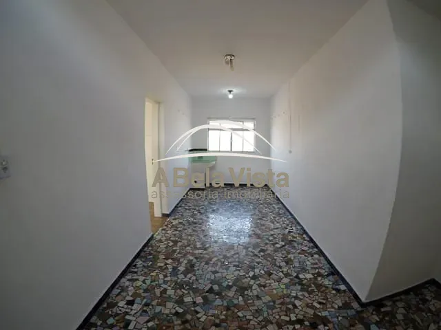 Sobrado 3 quartos e 2 banheiros, para alugar, no bairro Bela Vista em Osasco