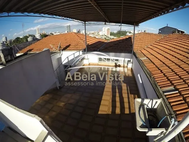 Sobrado 3 quartos e 2 banheiros, para alugar, no bairro Bela Vista em Osasco