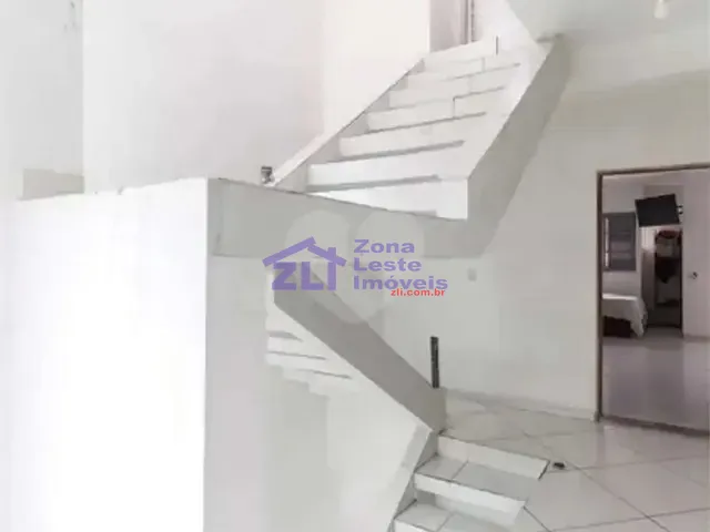 Sobrado 3 quartos e 4 banheiros, para alugar, no bairro Parque Savoy City em São Paulo