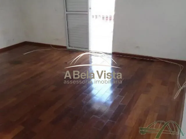 Sobrado 3 quartos e 5 banheiros, à venda, no bairro Bela Vista em Osasco