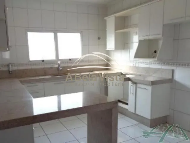 Sobrado 3 quartos e 5 banheiros, à venda, no bairro Bela Vista em Osasco