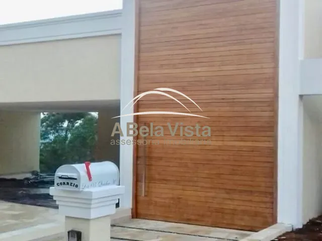 Sobrado com 800m² 5 quartos e 2 banheiros, à venda, no bairro Recanto Maravilha III em Santana de Parnaíba