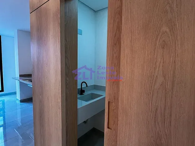 Sobrado com 197m² 3 quartos e 4 banheiros, à venda, no bairro Vila Carrão em São Paulo