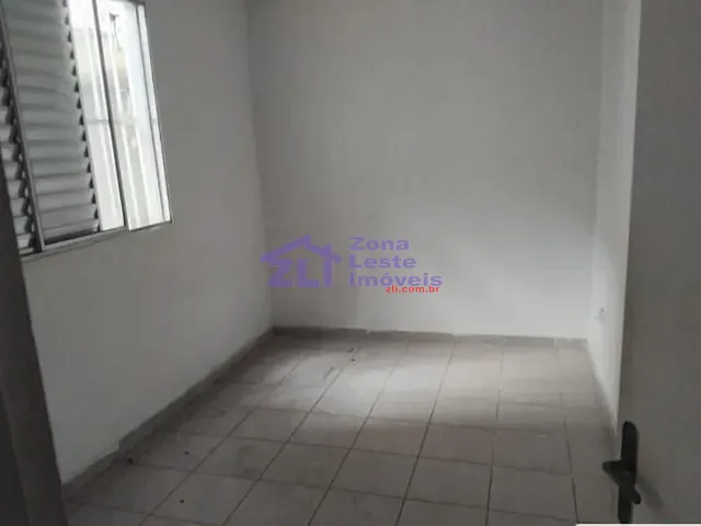 Sobrado 4 quartos e 3 banheiros, à venda ou para alugar, no bairro Vila Azevedo em São Paulo