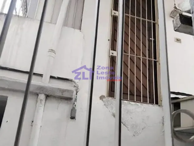 Sobrado 4 quartos e 3 banheiros, à venda ou para alugar, no bairro Vila Azevedo em São Paulo