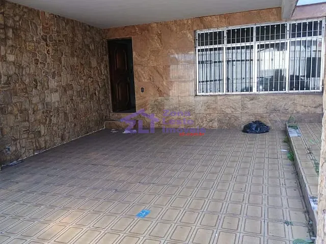 Sobrado com 178m² 3 quartos e 2 banheiros, à venda ou para alugar, no bairro Jardim Piqueroby em São Paulo