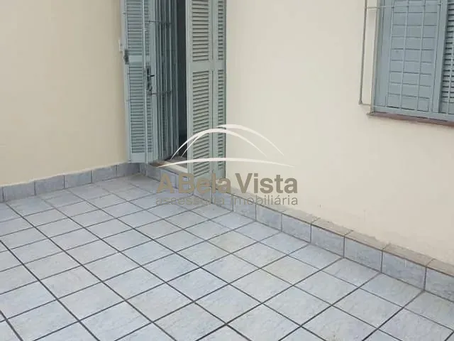 Sobrado 2 quartos e 1 banheiro, à venda, no bairro Jardim D'Abril em Osasco