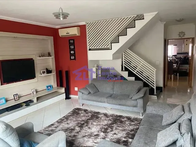 Sobrado com 229m² 3 quartos e 4 banheiros, à venda, no bairro Chácara Santo Antônio (Zona Leste) em São Paulo