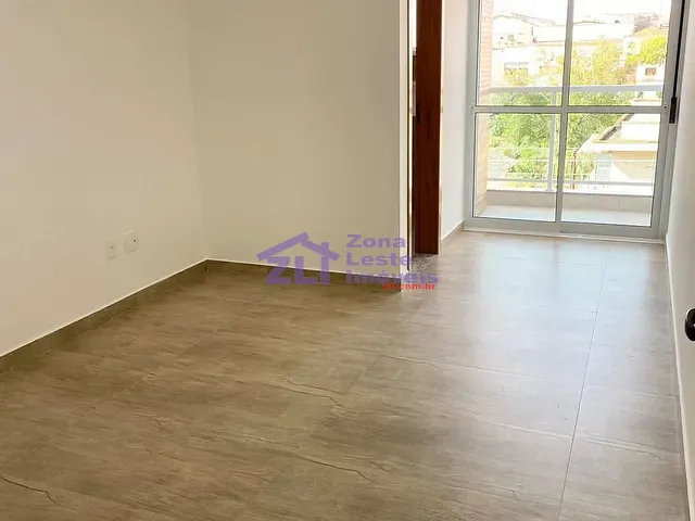 Sobrado 3 quartos e 4 banheiros, à venda, no bairro Penha em São Paulo