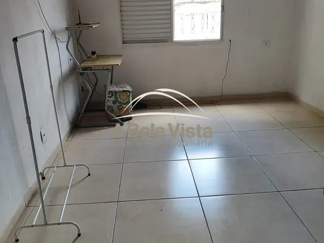 Sobrado 5 quartos e 2 banheiros, à venda, no bairro Baronesa em Osasco