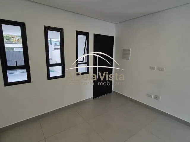 Sobrado com 115m² 3 quartos e 1 banheiro, à venda, no bairro Bela Vista em Osasco