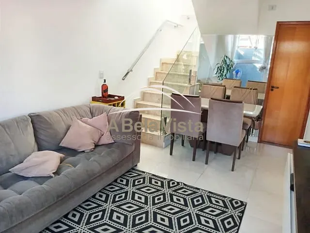 Sobrado 2 quartos e 2 banheiros, à venda, no bairro Pestana em Osasco