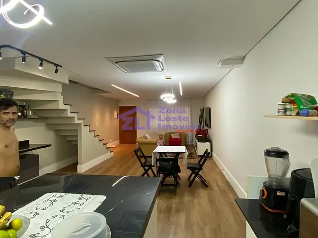 Sobrado com 300m² 3 quartos e 2 banheiros, à venda, no bairro Vila Santa Clara em São Paulo