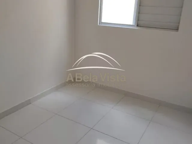 Sobrado 3 quartos e 2 banheiros, para alugar, no bairro Cipava em Osasco